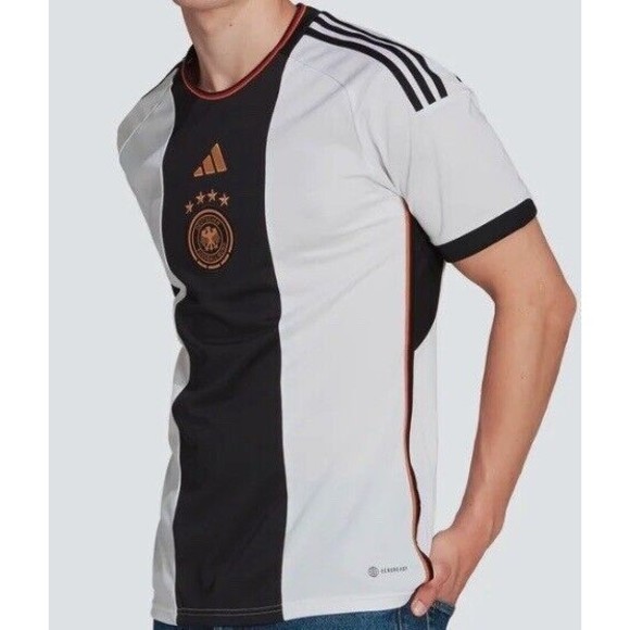 Germany 22/23 Home World Cup Adidas Authentic Soccer Jersey Size L HF1693 - NWT - Picture 9 of 9